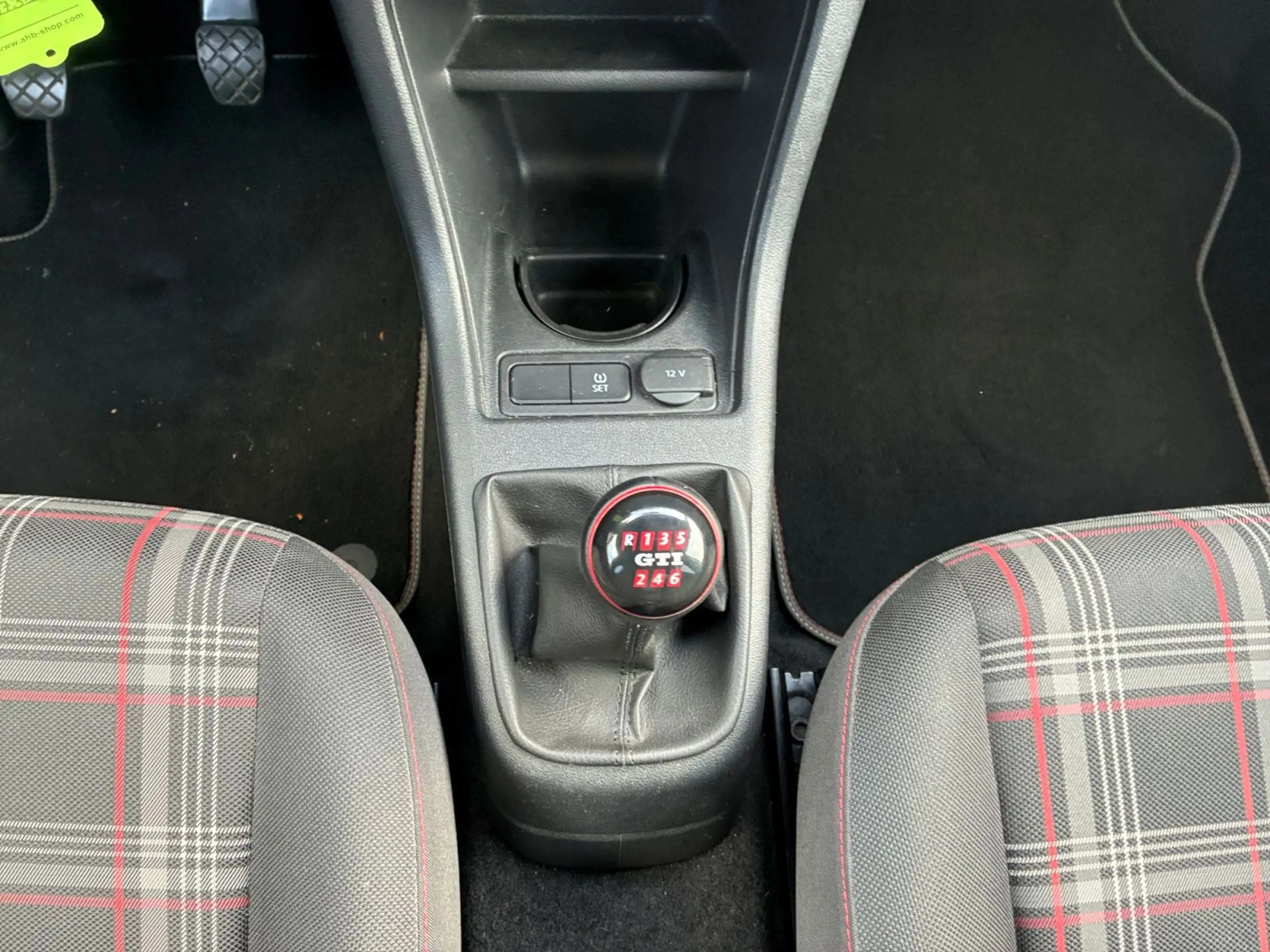 Volkswagen up! GTI 1.0 TSI PDC Klima — photo 11