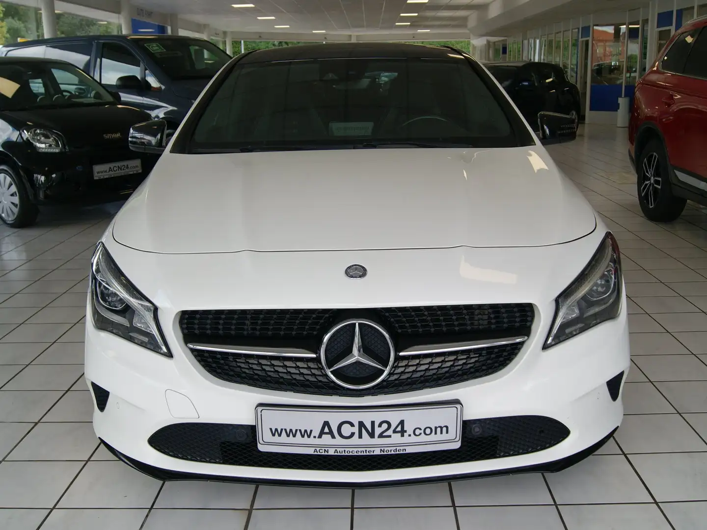 Mercedes-Benz CLA 220 CLA 220 CDI Urban Navi Glasdach Weiß - 2