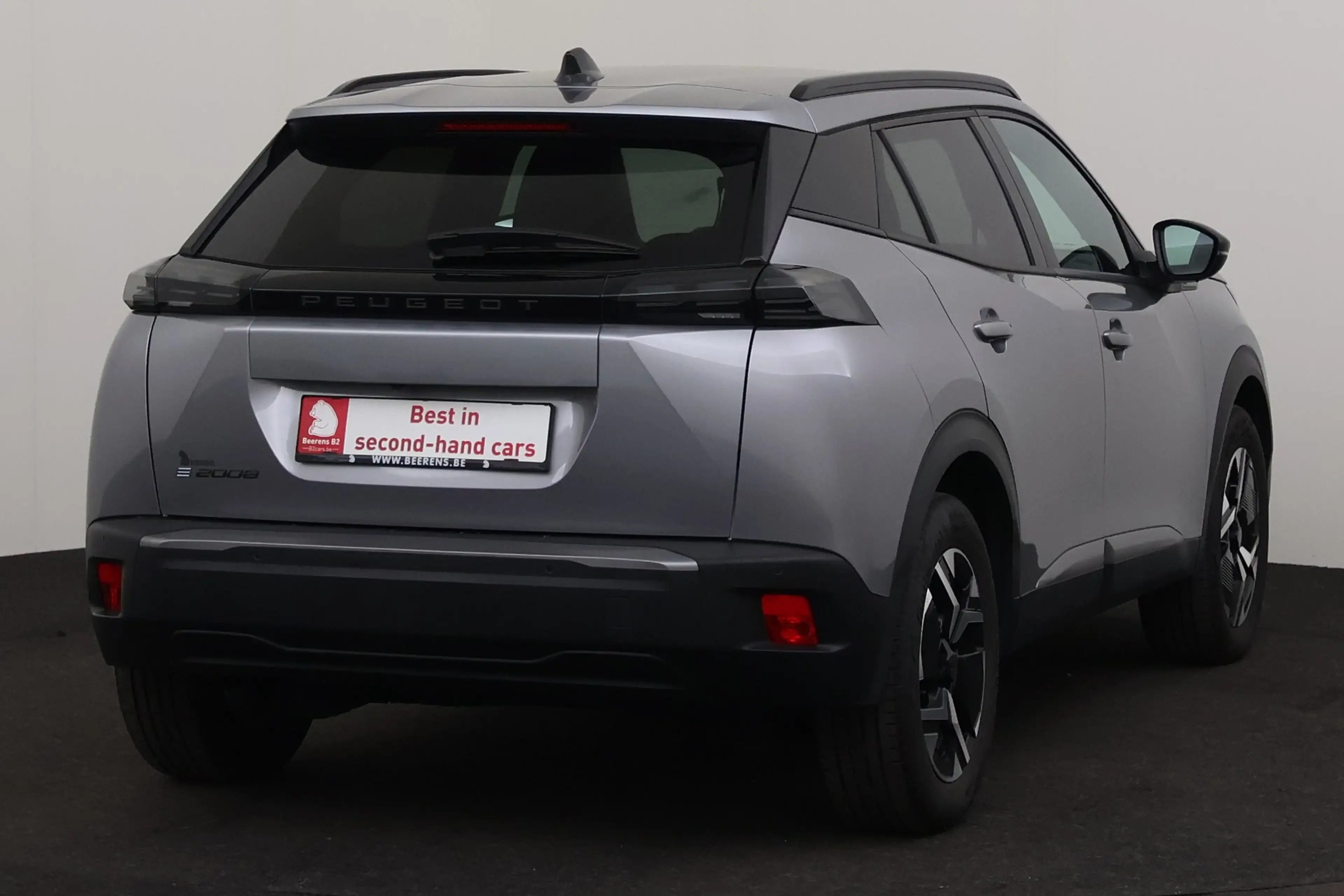 Peugeot e-2008 ALLURE 50 kWh  + GPS + CARPLAY + CAMERA + PDC + CR — photo 3