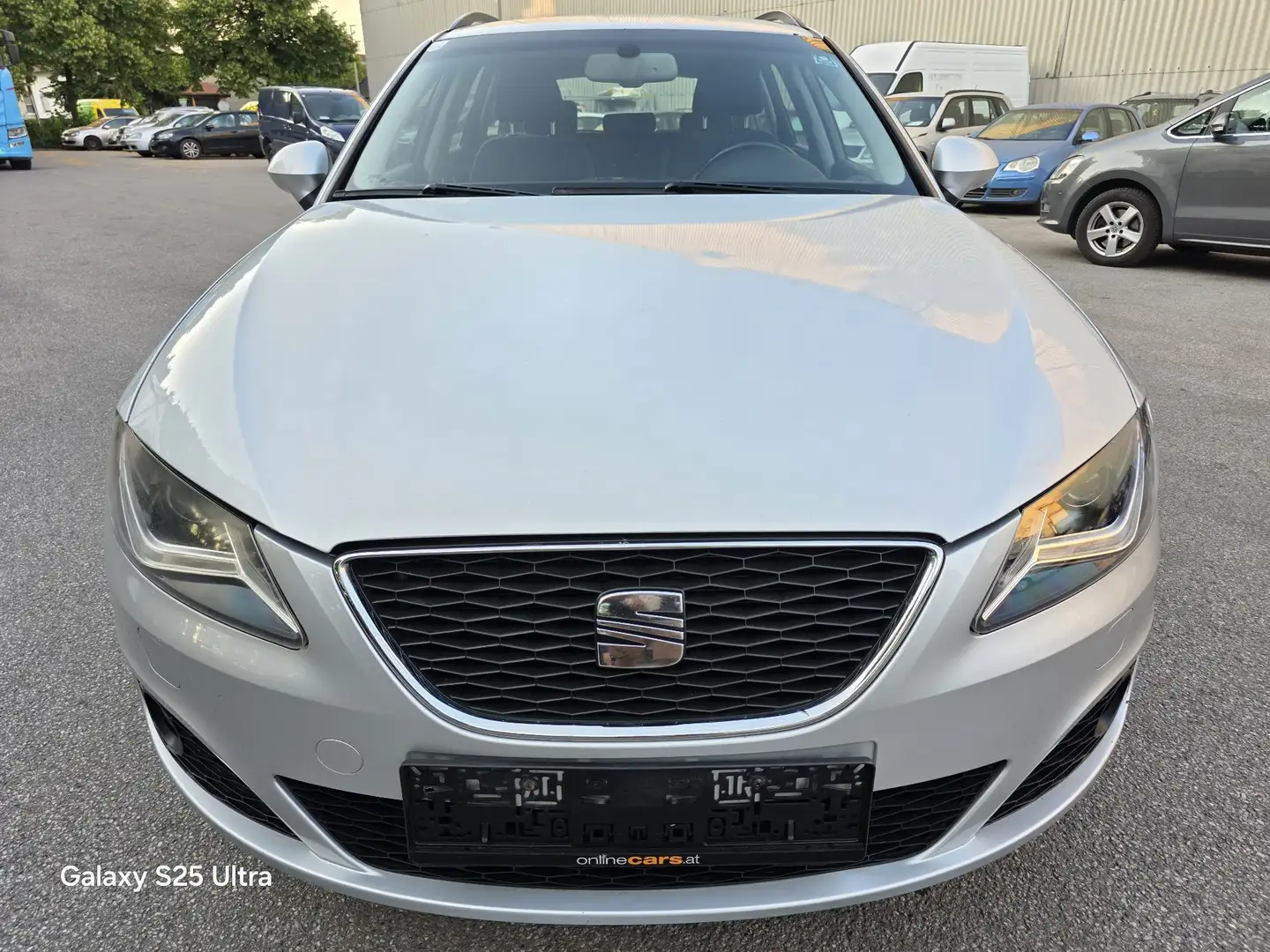SEAT Exeo ST 2.0 TDI CR Ecomotive Reference Szary - 2