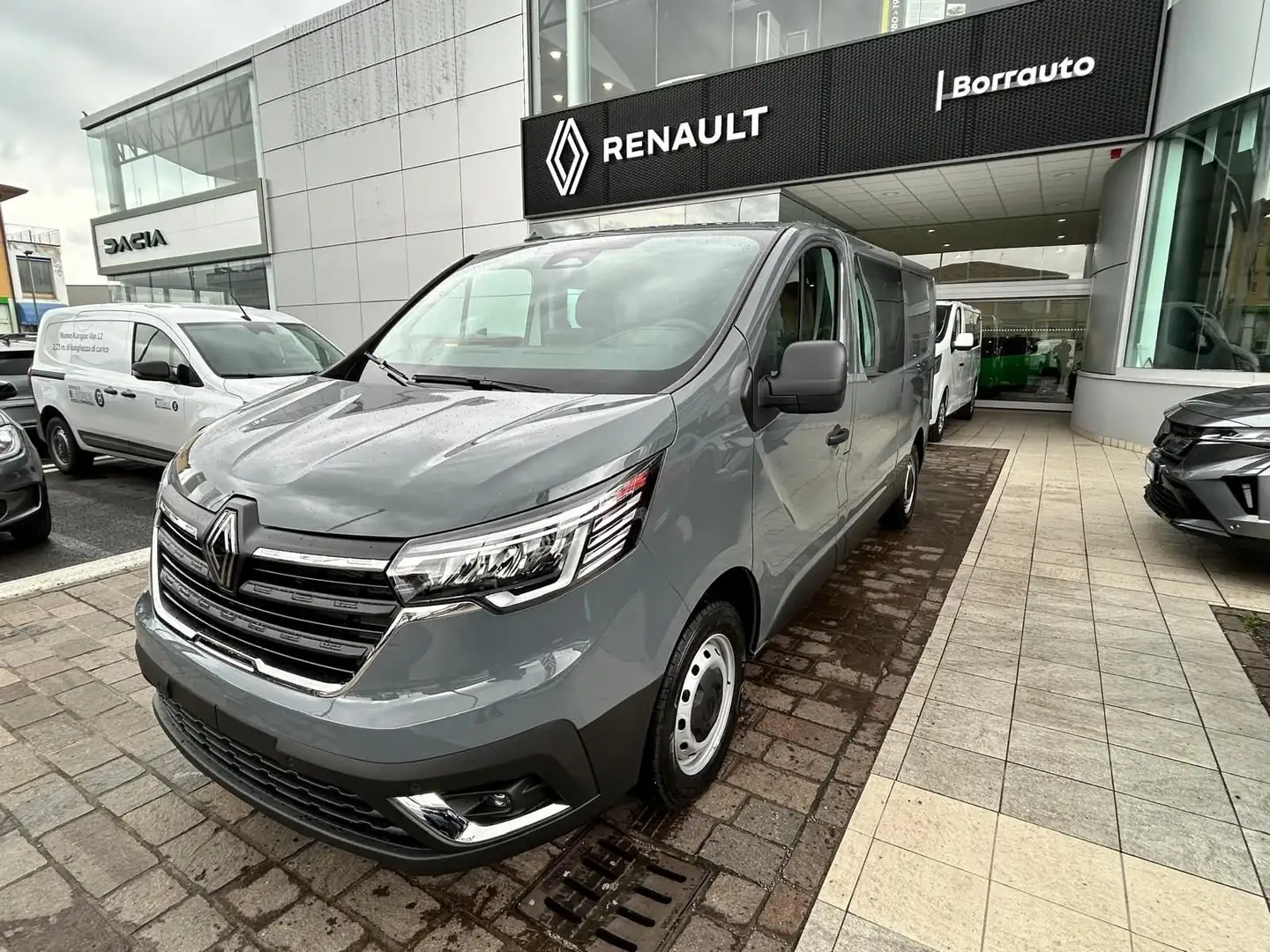 Renault Trafic T29 2.0 BluedCi 130CV PL-TN-DC Furgone DOP Bianco - 1
