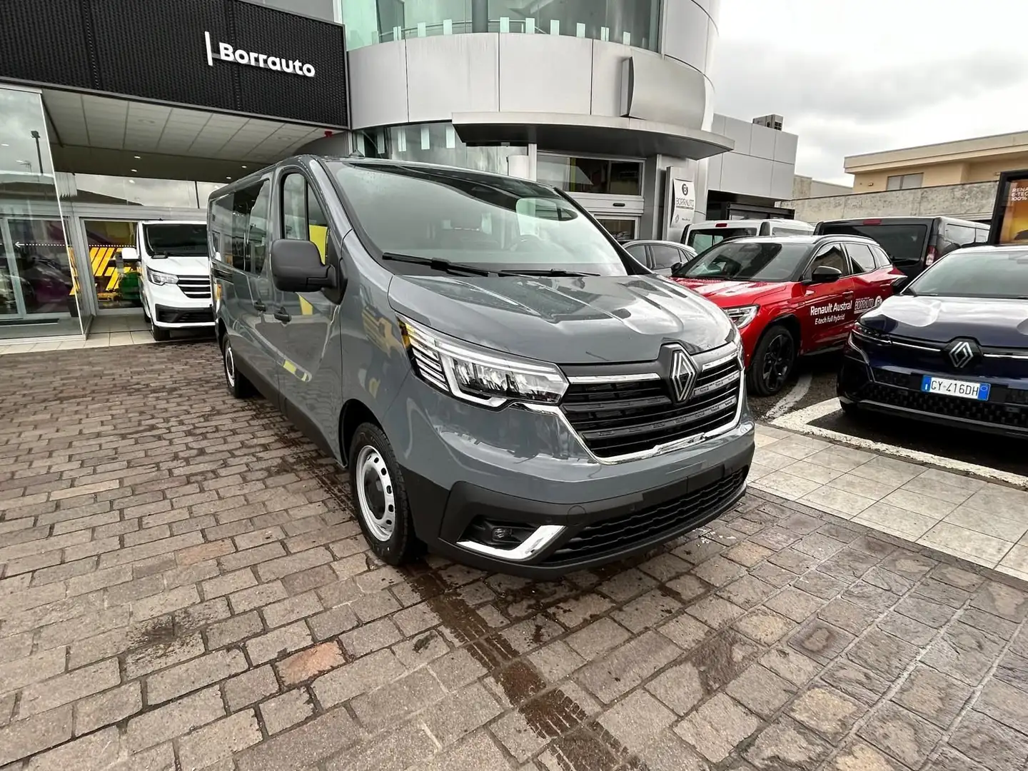 Renault Trafic T29 2.0 BluedCi 130CV PL-TN-DC Furgone DOP Bianco - 2