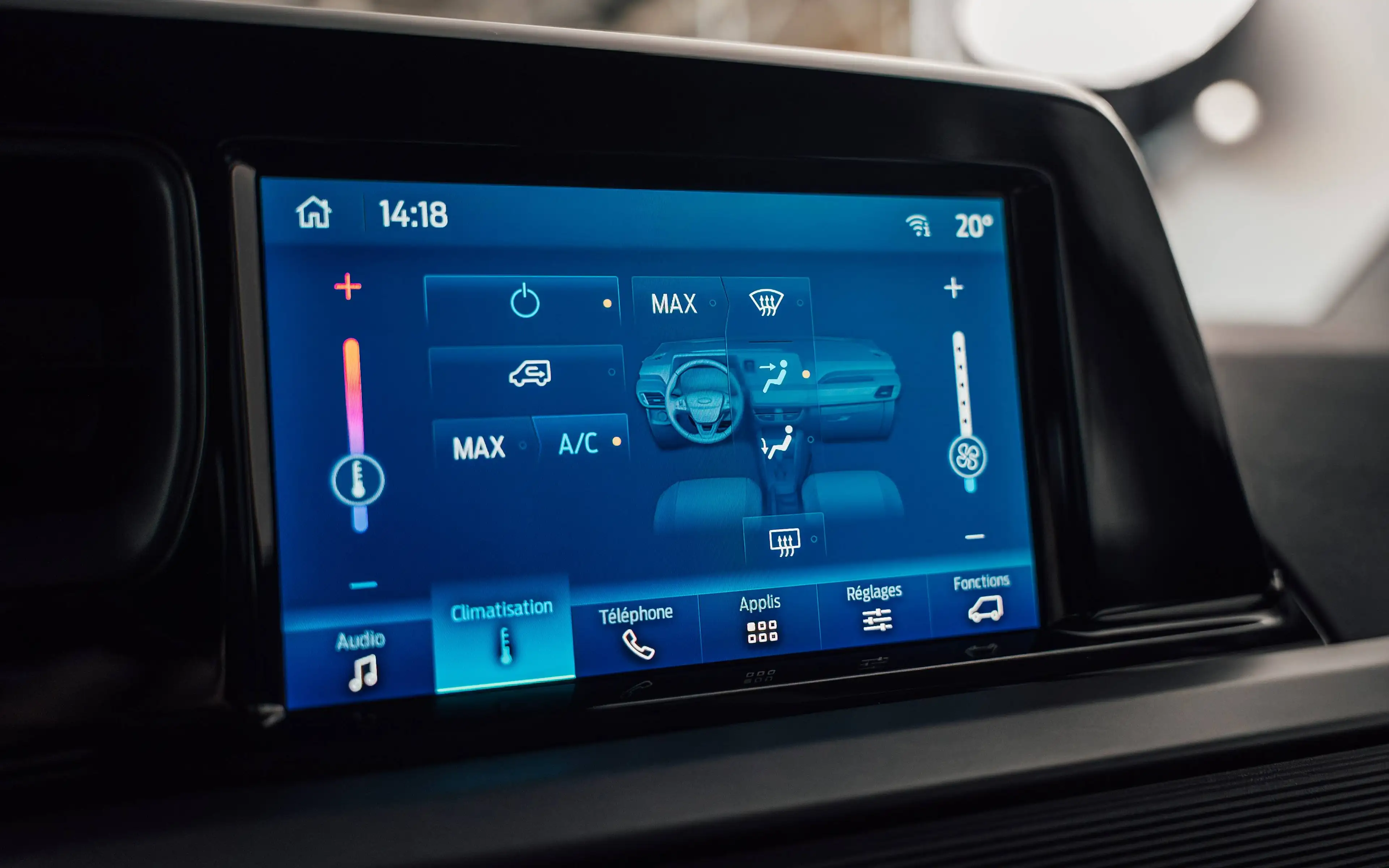 Ford Tourneo Courier Tourneo 1.0 — photo 19