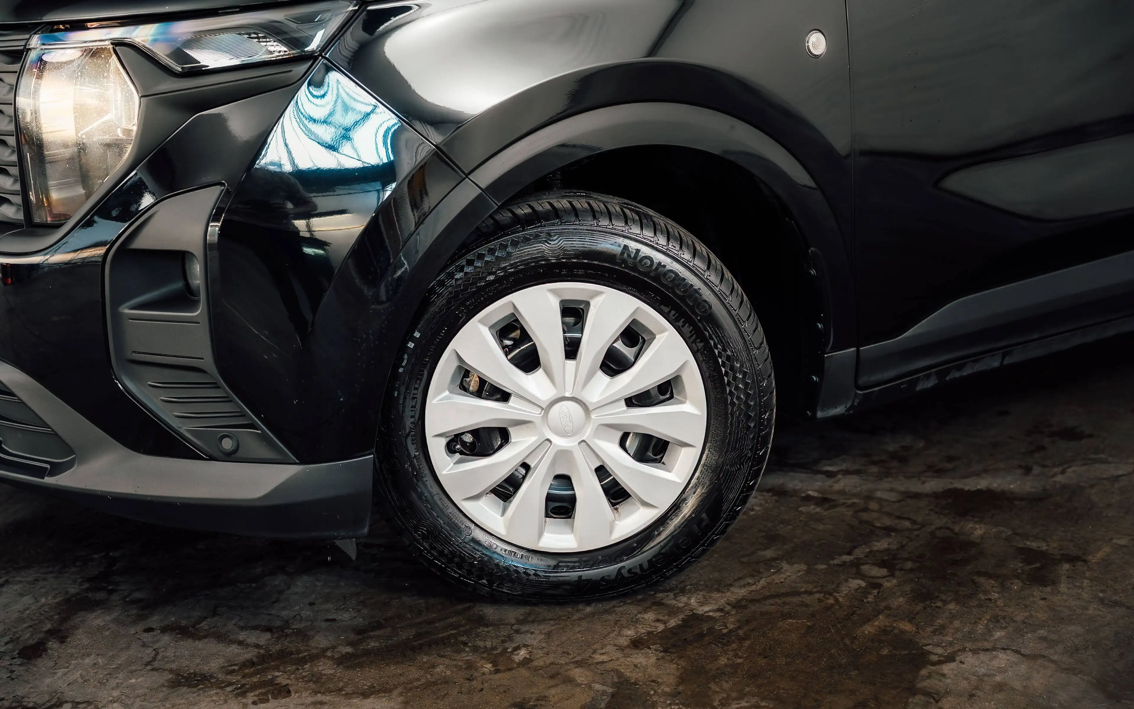 Ford Tourneo Courier Tourneo 1.0 — photo 7