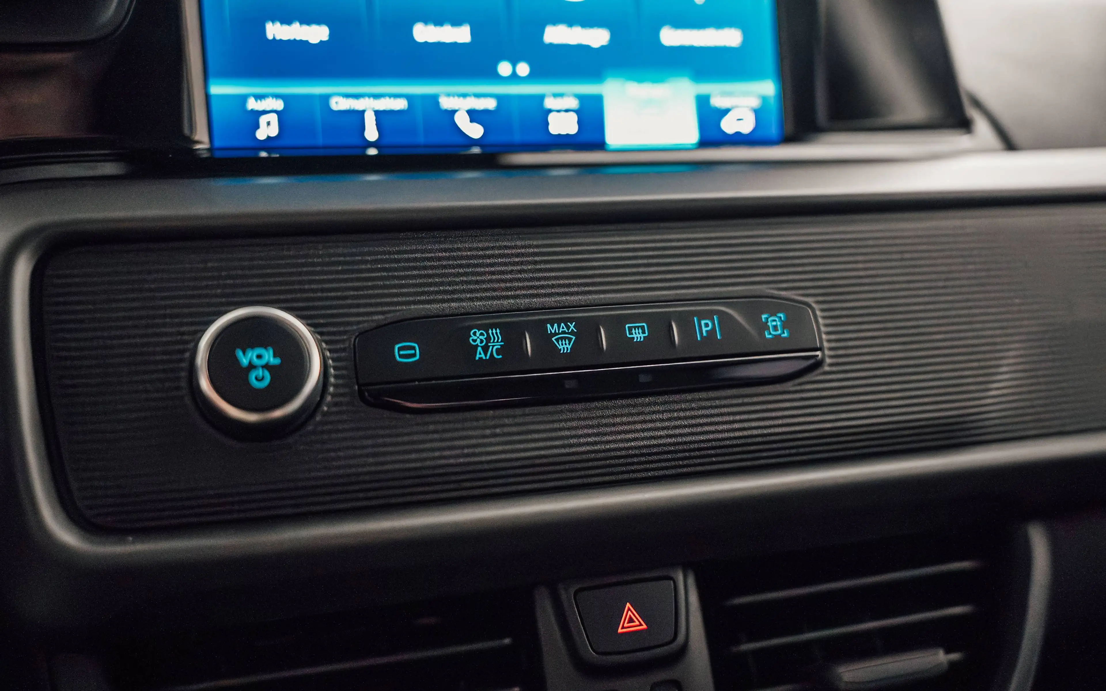 Ford Tourneo Courier Tourneo 1.0 — photo 23