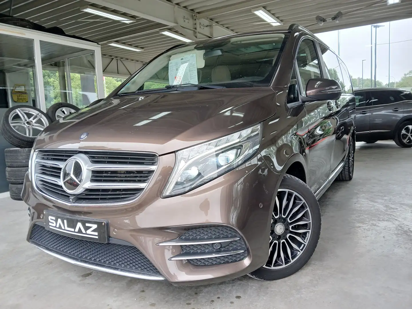 Mercedes-Benz V 250 d MWB Avantgarde/TVA/DOUBLE CABINE/CUIR/PORTE ELEC Bruin - 2