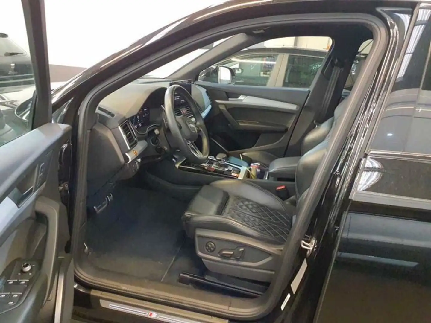 Audi Q5 40 TDI Quattro S line Pano Head RS Sitze Negro - 2