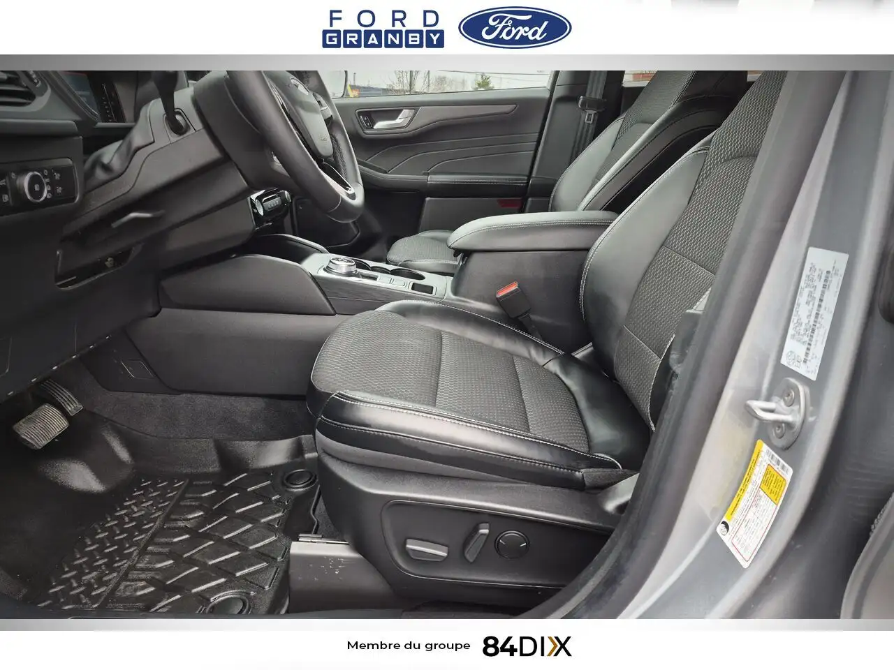 Ford Escape снимка Ford Escape