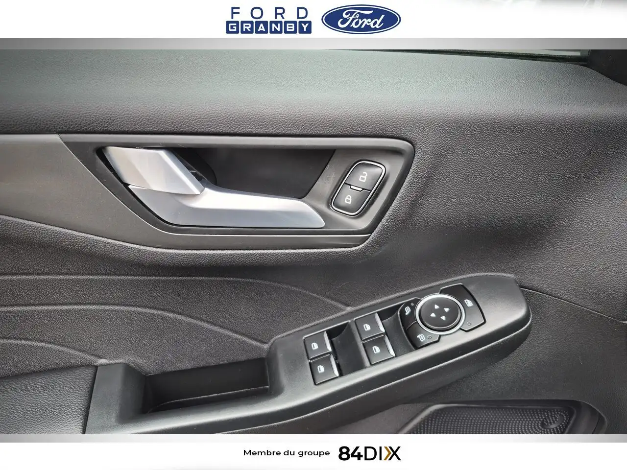 Ford Escape снимка Ford Escape