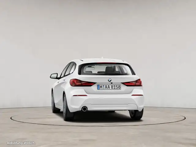 BMW 1 Series view 7