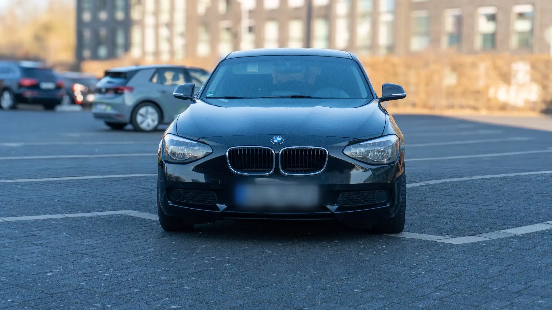 BMW 116 116i TÜV NEU Benzin mit NAVI Multifunktionslenkrad - 2