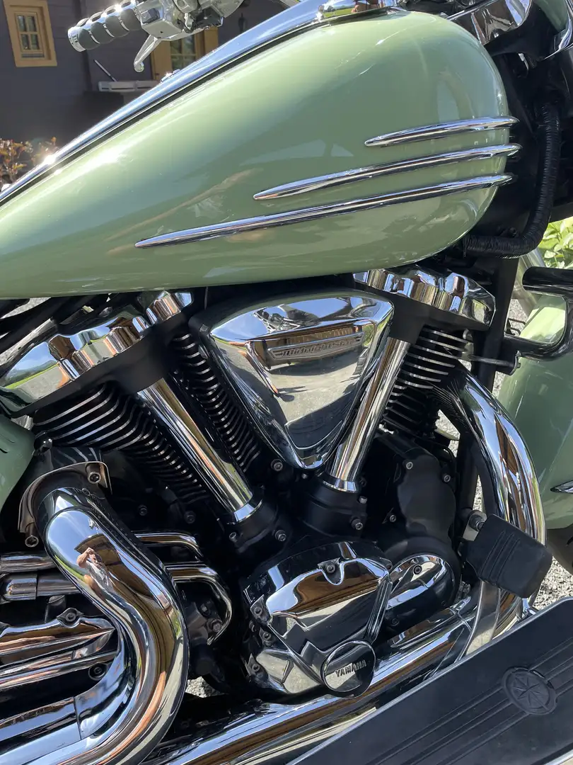 Yamaha XV 1900 Midnight Star - 2