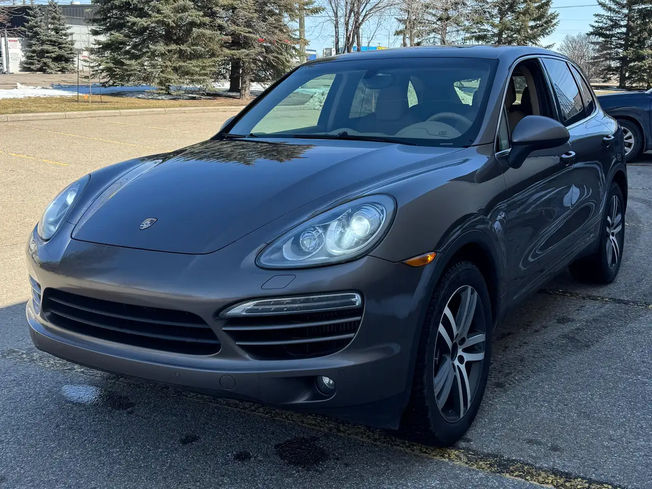 Porsche Cayenne снимка Porsche Cayenne