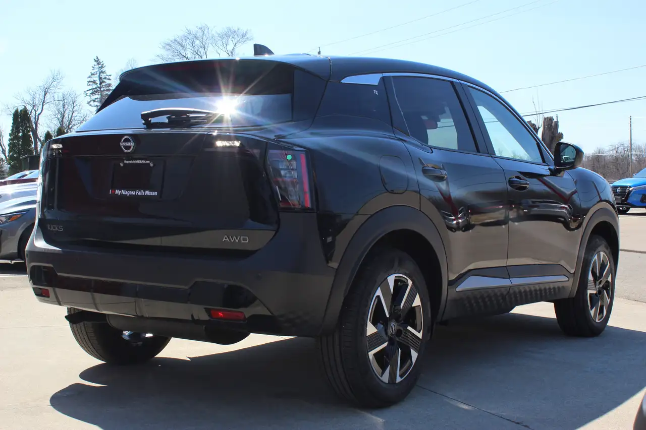 Nissan Kicks photo Nissan Kicks