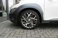 Hyundai KONA 140pk 1.6 GDI HEV Premium Sky | Schuif-/Kanteldak Wit - thumbnail 9