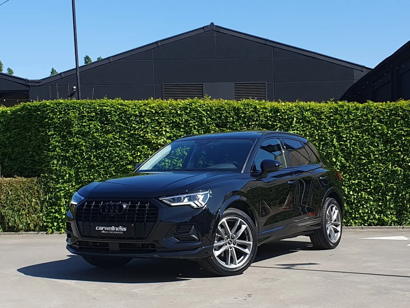 Audi Q3 35TFSI S-tronic - Pano - 360 cam - ACC - Platinum Zwart - 1