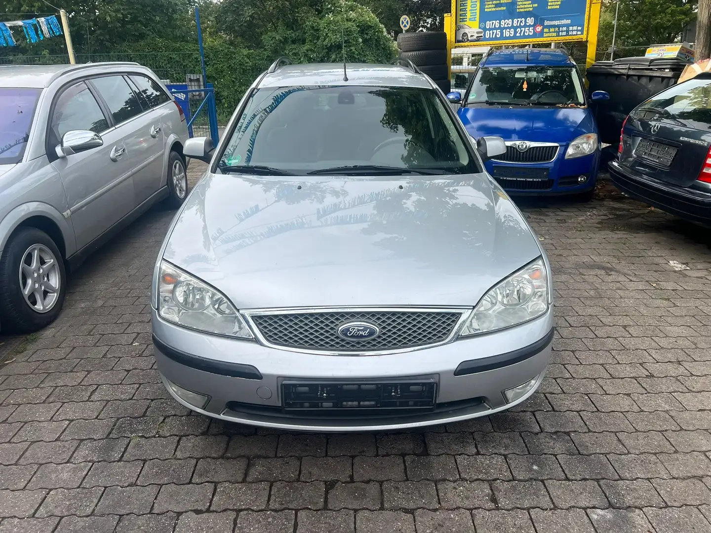 Ford Mondeo Trend Tüv Neu 09.2027 KLIMAAUTOMATIK Silber - 2