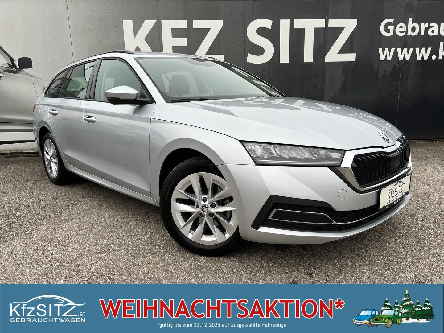 Skoda Octavia Combi 2,0 TDI Ambition DSG Srebrny - 1