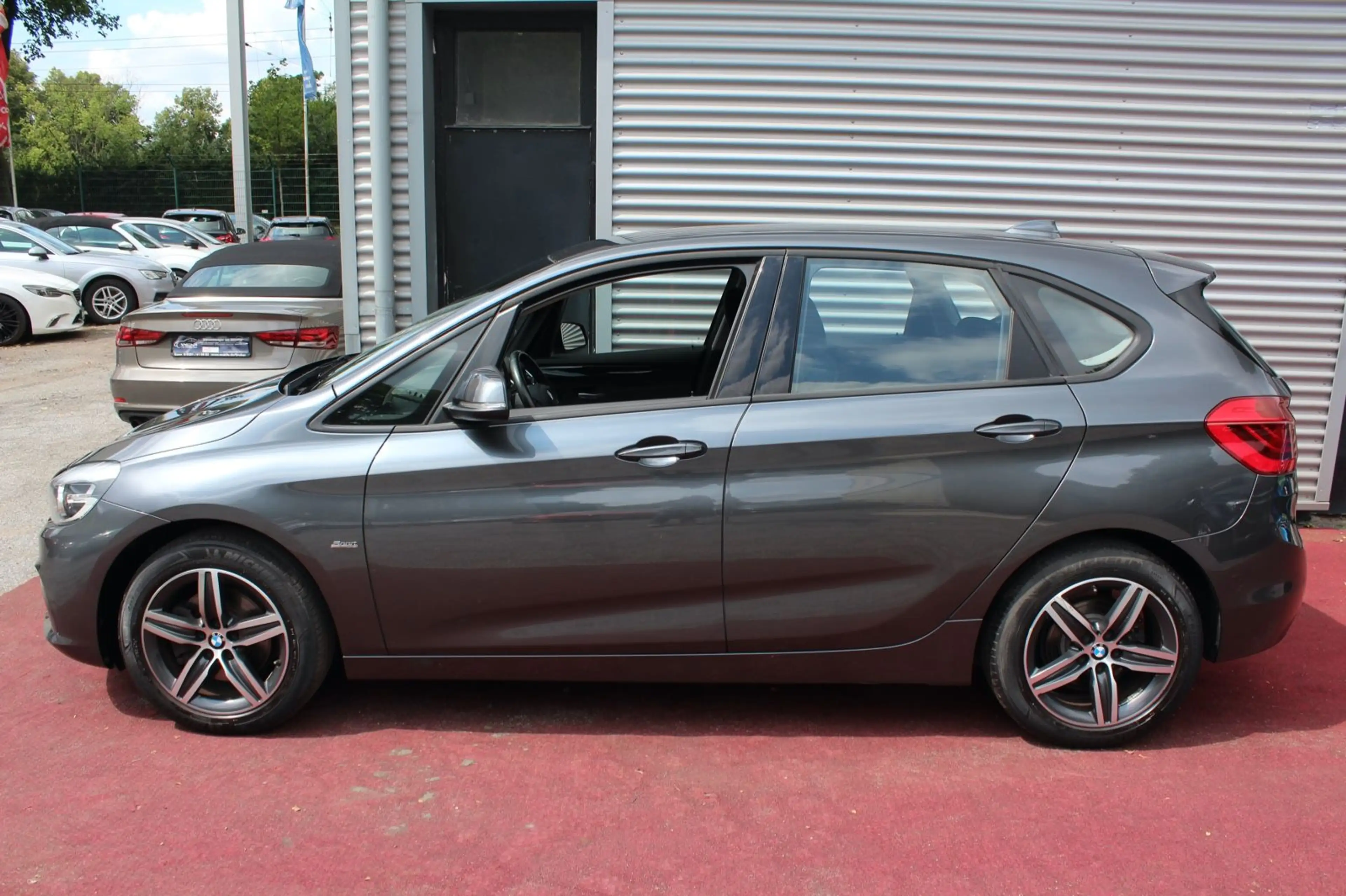BMW 218 218 ACTIVE TOURER SPORT LINE KLIMA PDC 2.Hd — photo 4