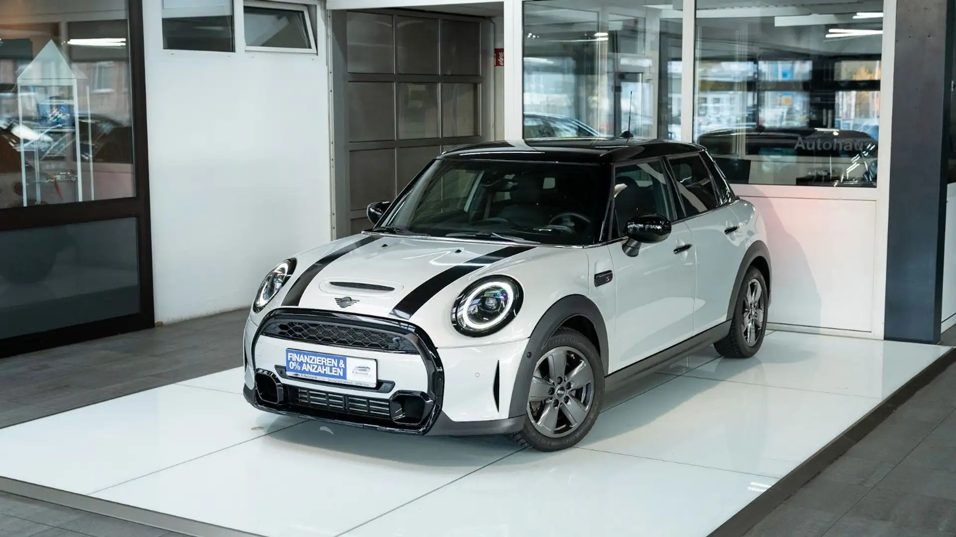 MINI Cooper S Yours Trim HeadUp AdapFW RückFahrKam Gümüş rengi - 1