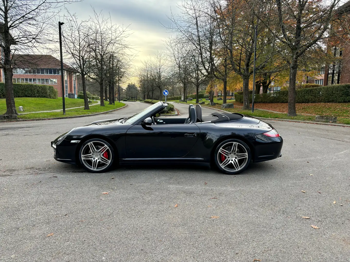 Porsche 997 .2 4S Cab PDK ** Chrono / Sport Plus / Bose ** Noir - 1