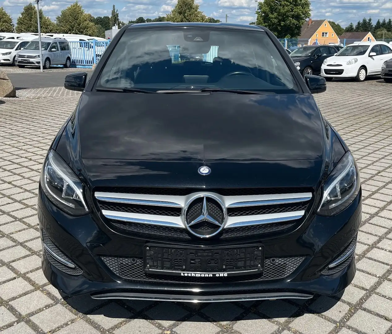 Mercedes-Benz B 200 Lim. Urban Aut.|LED|Navi|SHZ|Temp. Zwart - 2