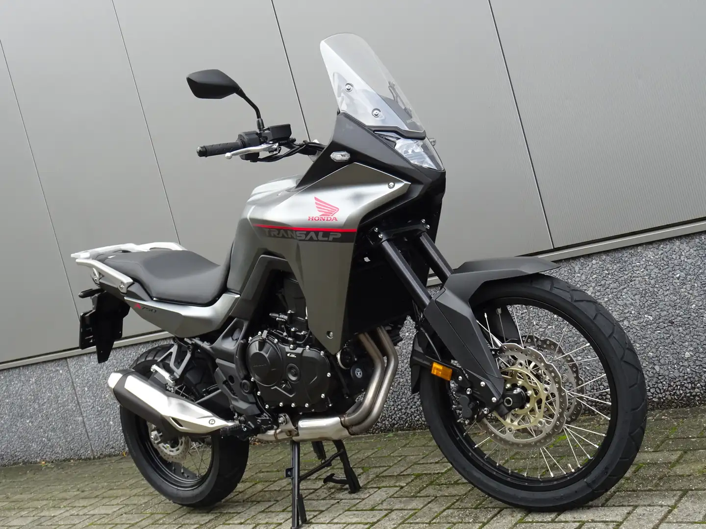 Honda XL 750 Transalp Zwart - 2