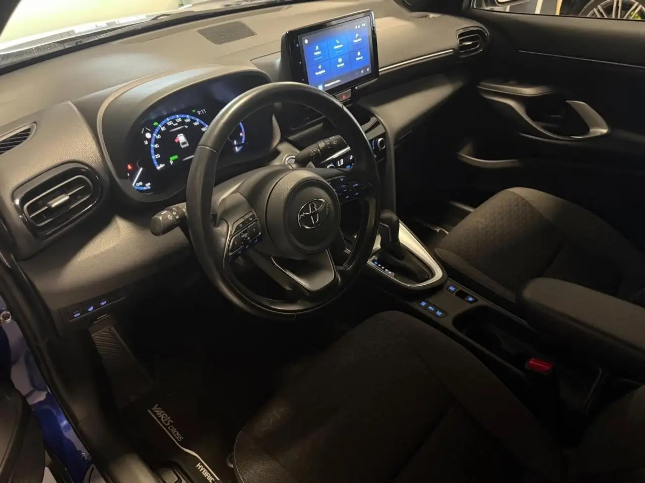 Toyota Yaris Yaris — photo 9