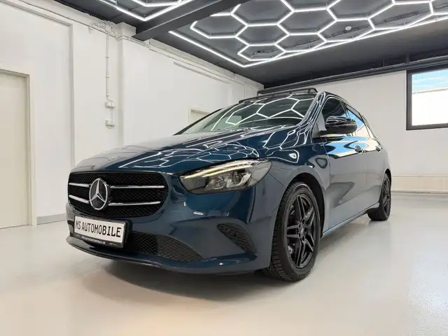 Mercedes-Benz B 220 d *ACC*R.KAM*PANORAMA*