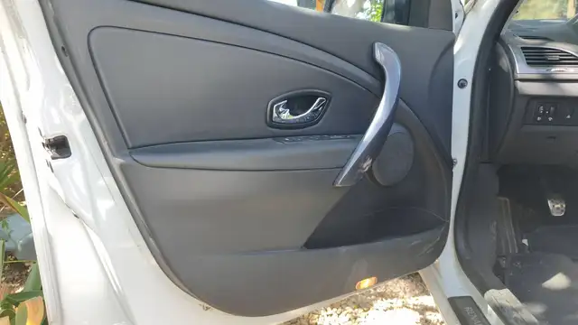 Renault Megane view 7