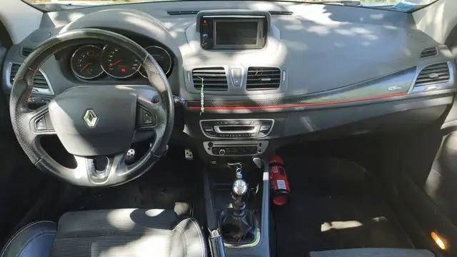 Renault Megane view 11