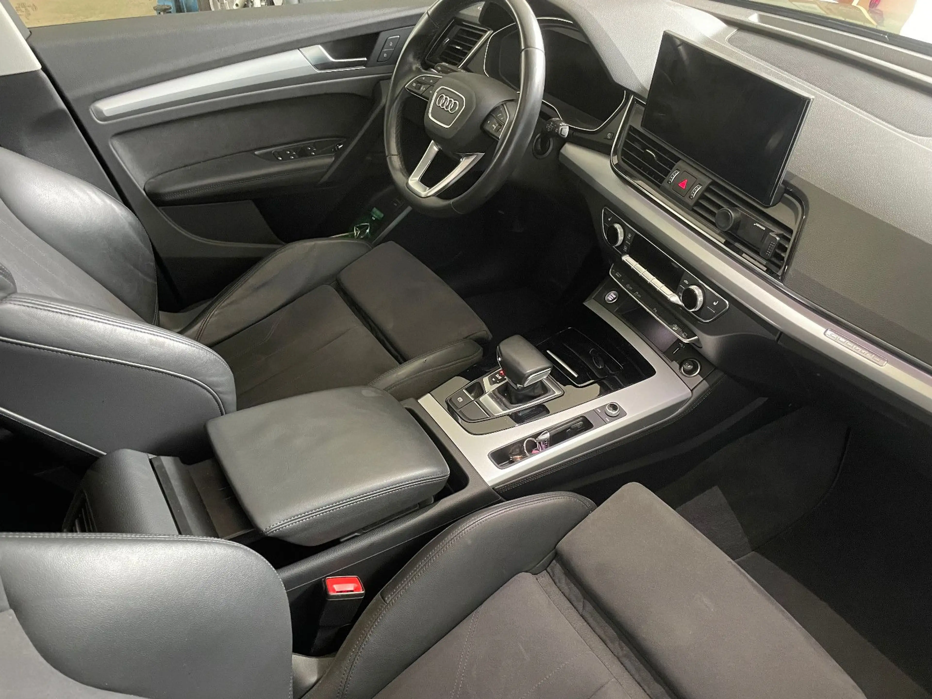 Audi Q5 40 TDI quattro advanced — photo 13