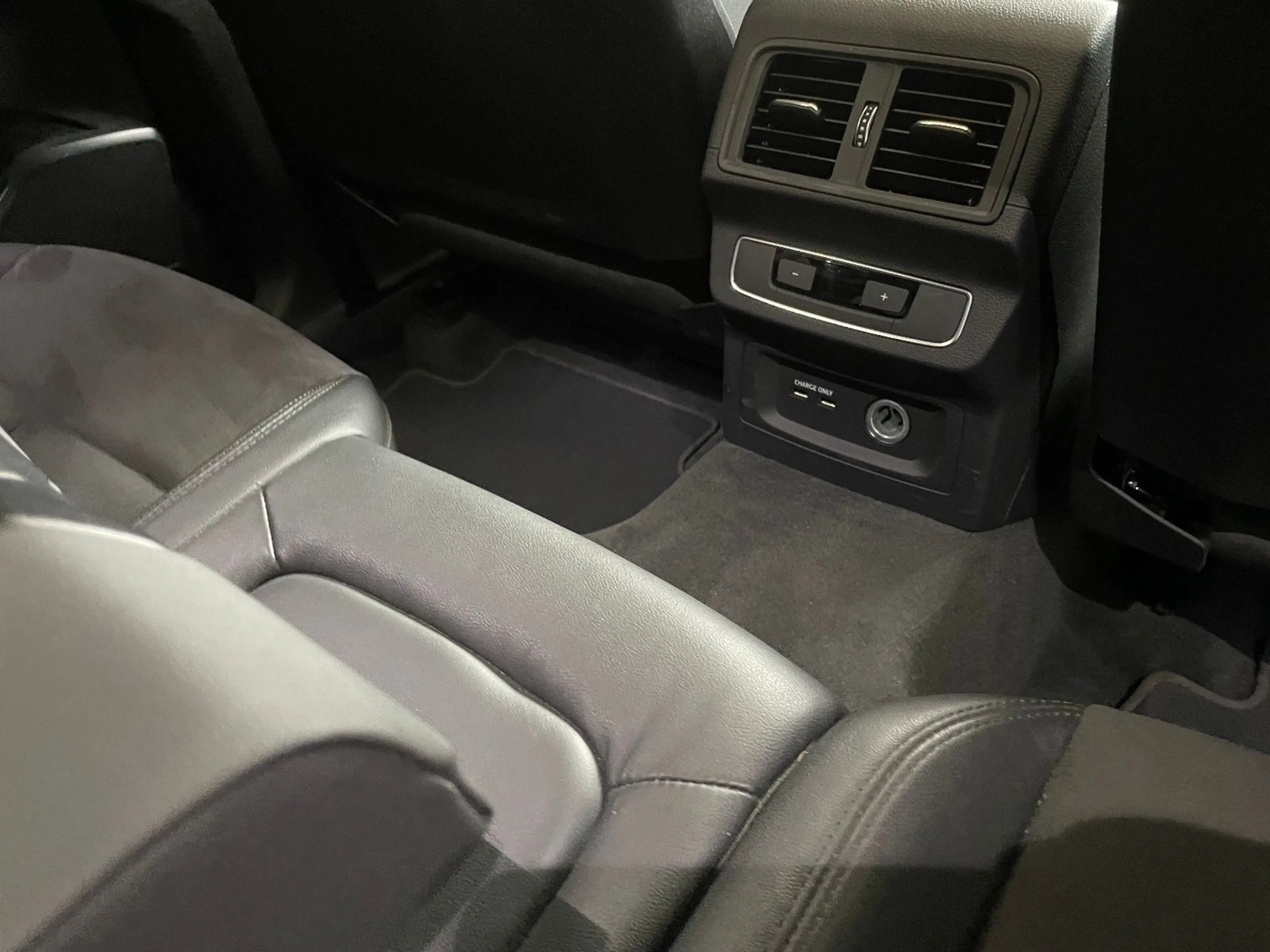 Audi Q5 40 TDI quattro advanced — photo 10