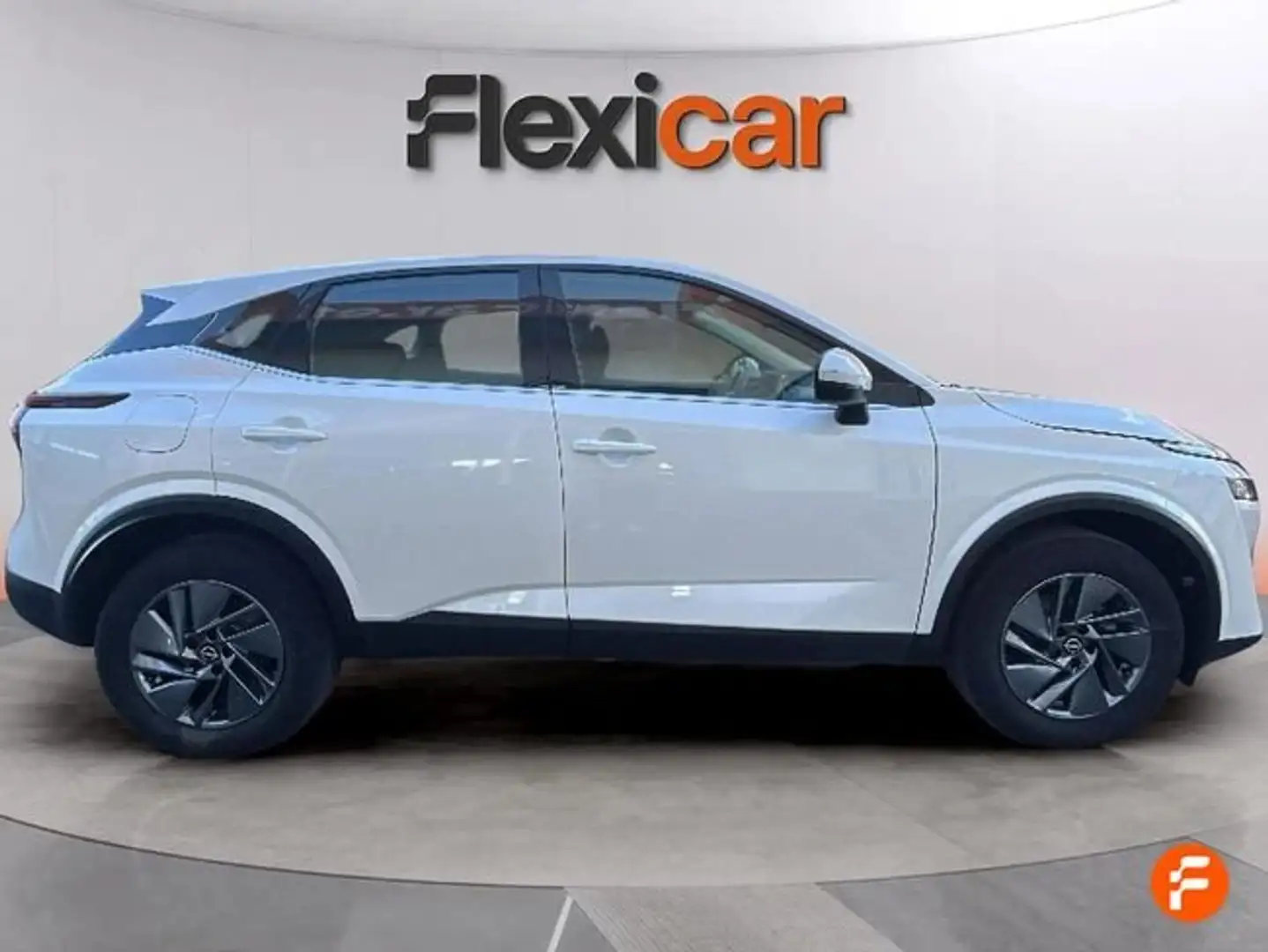 Nissan Qashqai DIG-T 103kW (140CV) mHEV 4x2 Acenta Blanco - 2