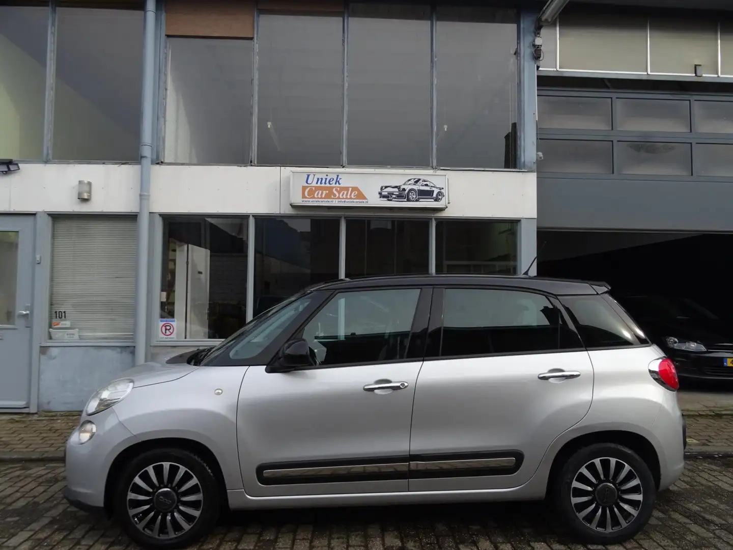 Fiat 500L 0.9 TwinAir Easy Eco Grau - 2