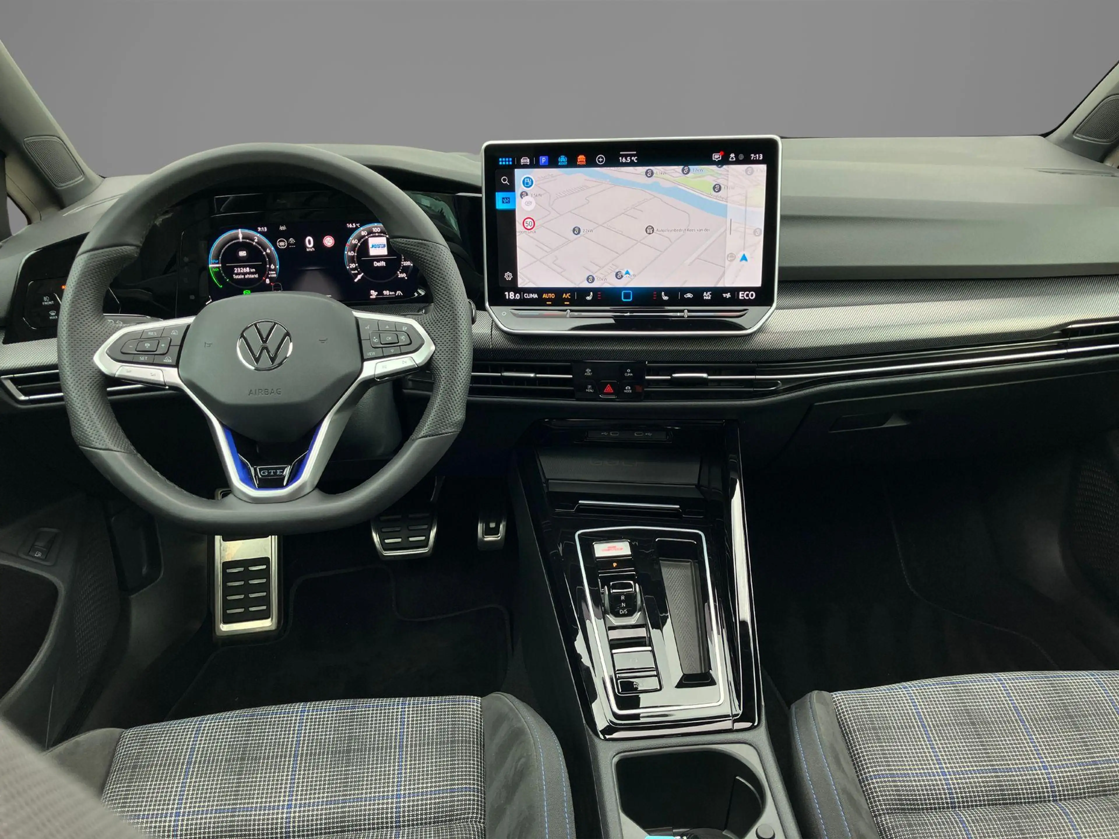 Volkswagen Golf GTE 1.5eHybrid 200kW/272PK Black Style · Panoramadak · — photo 6