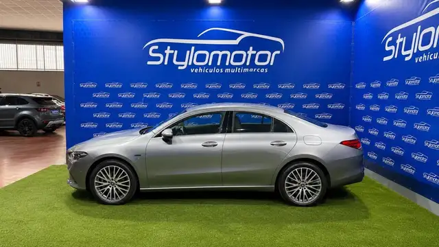 Mercedes-Benz CLA view 23