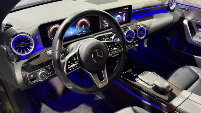 Mercedes-Benz CLA view 29
