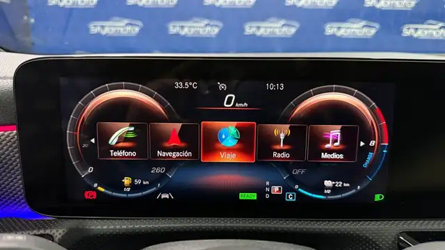 Mercedes-Benz CLA view 3