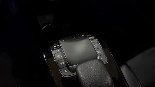 Mercedes-Benz CLA view 28