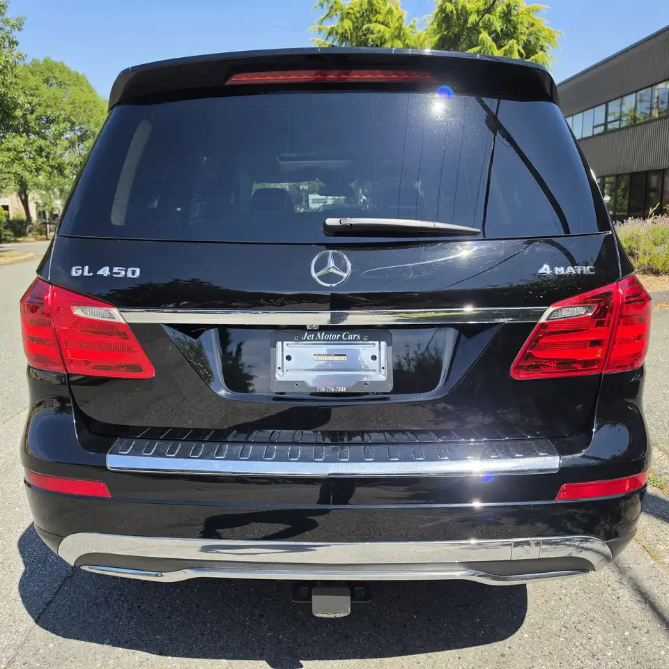 Mercedes-Benz GL-Class снимка Mercedes-Benz GL-Class