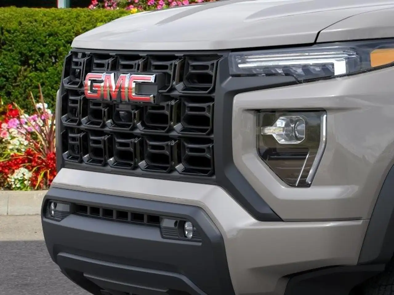 GMC Canyon снимка GMC Canyon