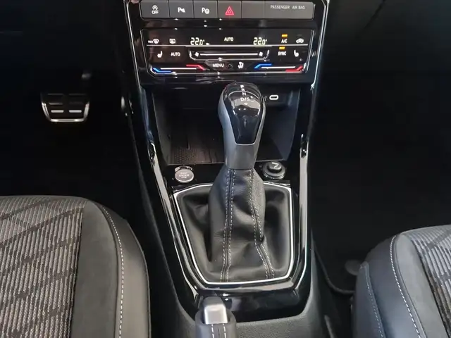 Volkswagen T-Cross view 12