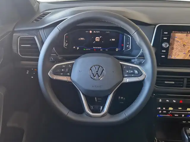 Volkswagen T-Cross view 10