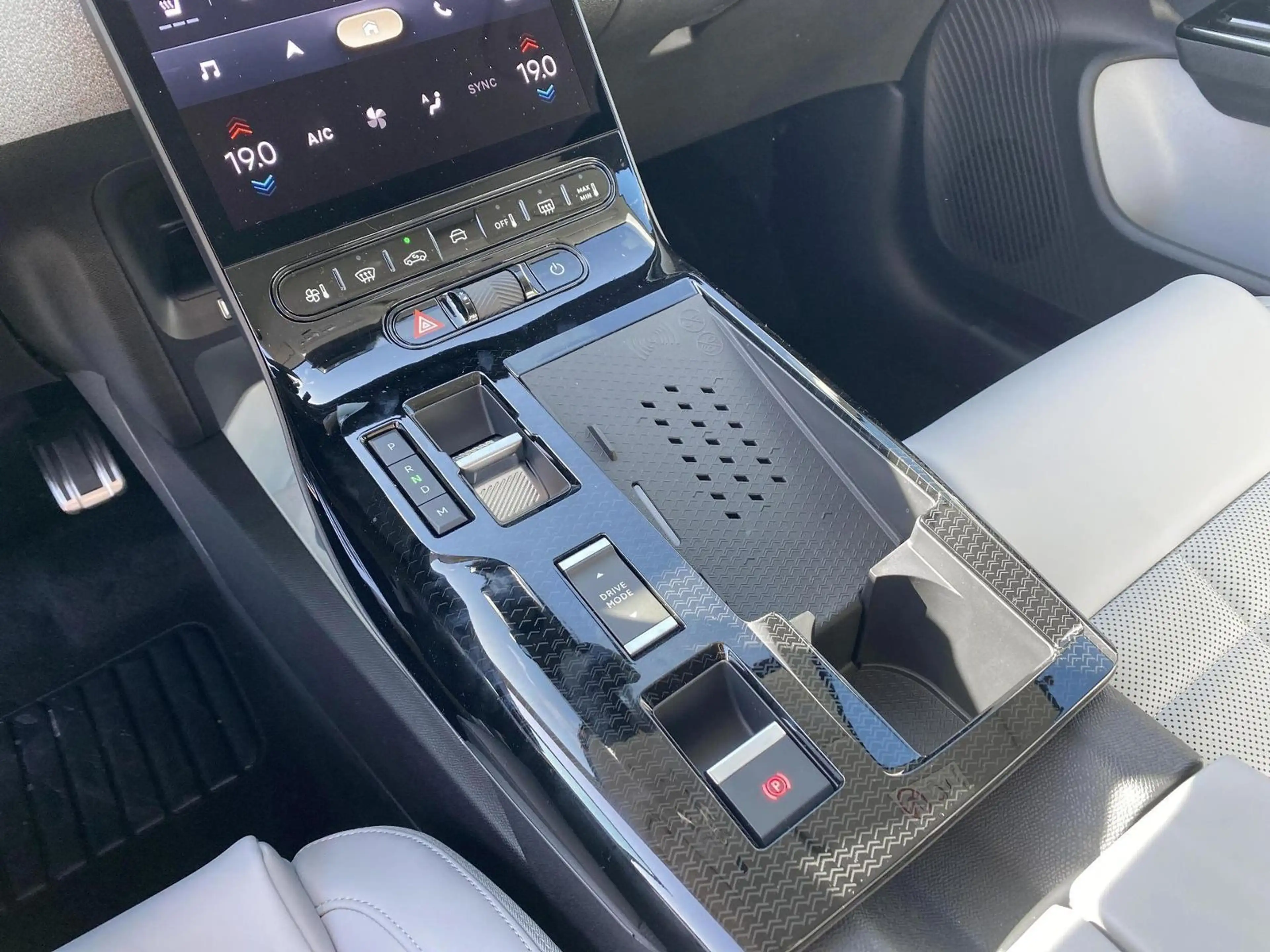 Citroen C5 Aircross Aircross 1.2 Mild-Hybrid 145 MAX — photo 11