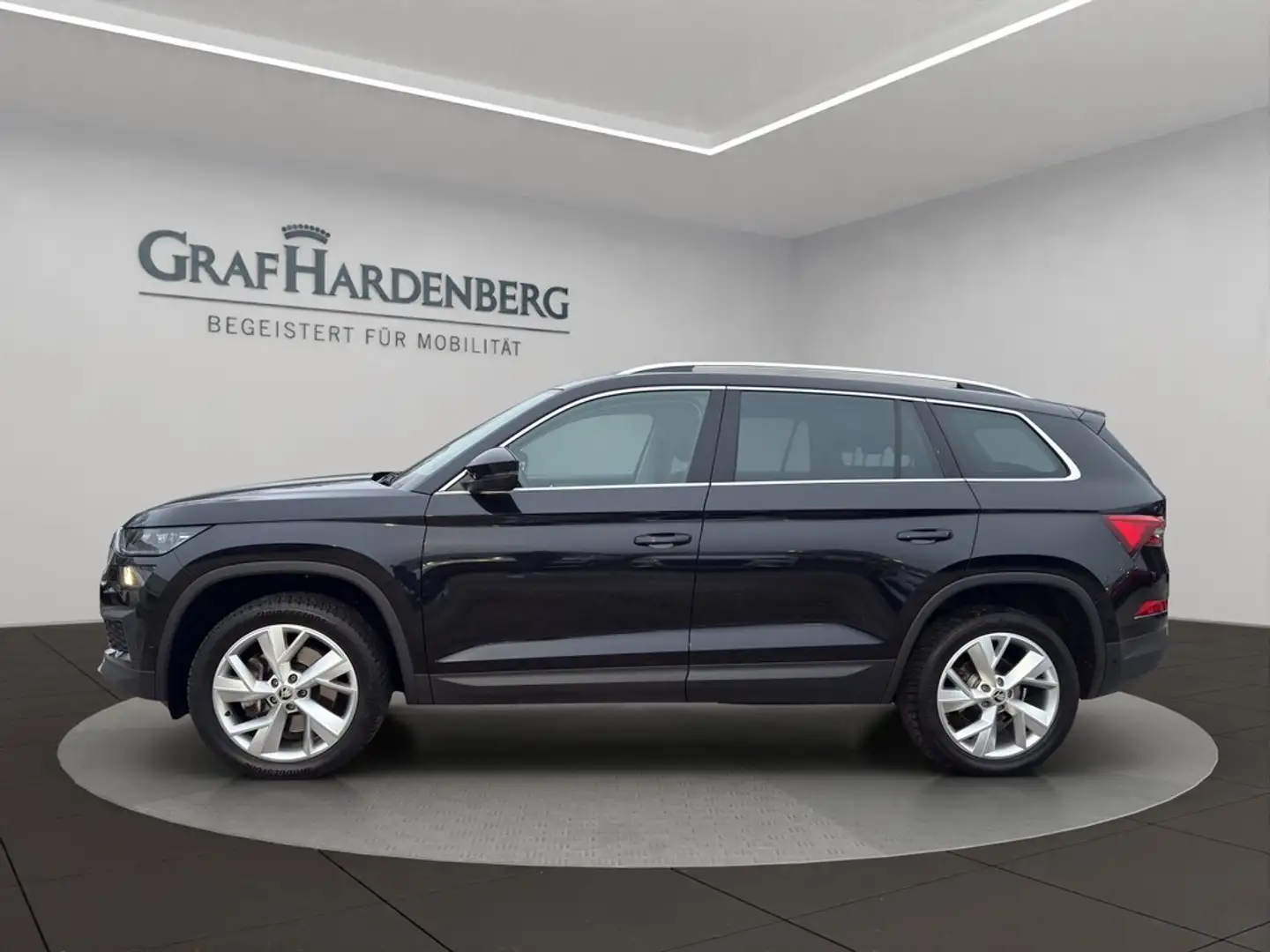 Skoda Kodiaq Style 4x4 TDI DSG AHK Panoramadach Schwarz - 2