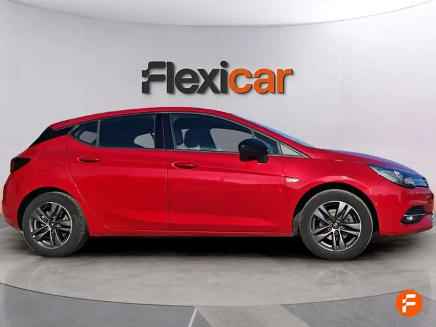 Opel Astra 1.2T S/S Design & Tech 130 Rojo - 2