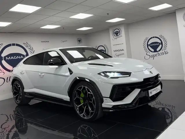 Lamborghini Urus Performante