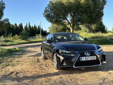 300h Luxury