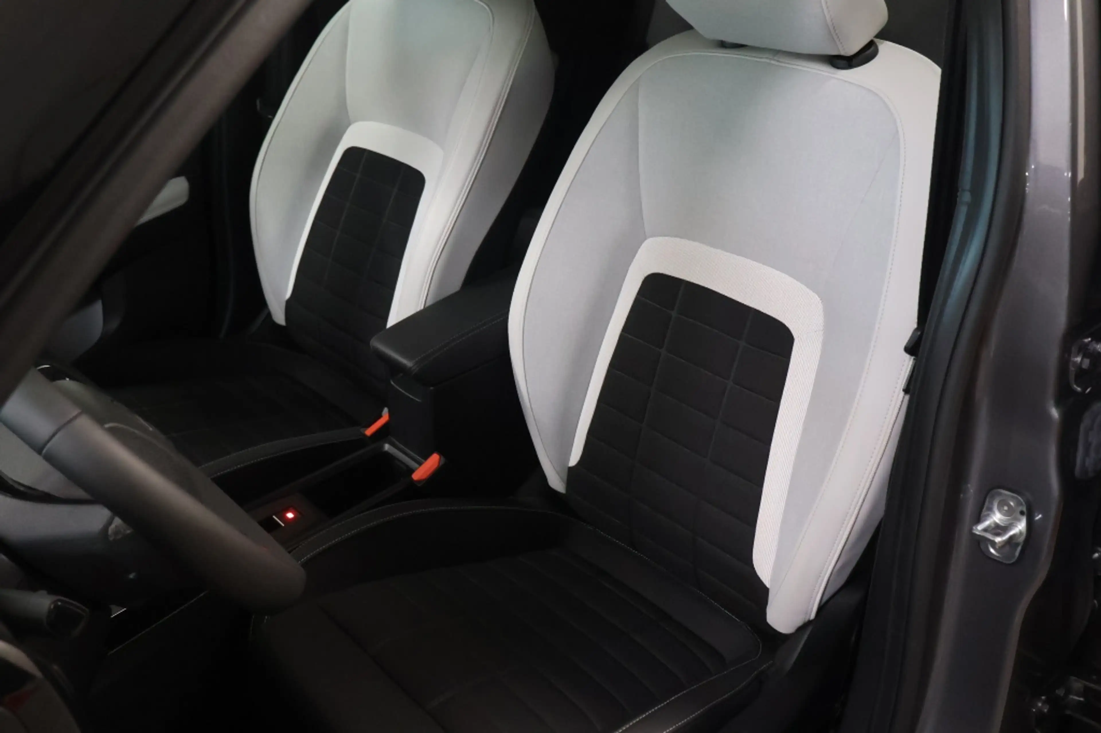 Citroen E-C3 Max 113pk Comfort Range 44 kWh | WLTP 328km — photo 11